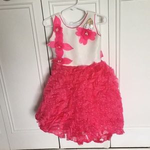 Girls dress